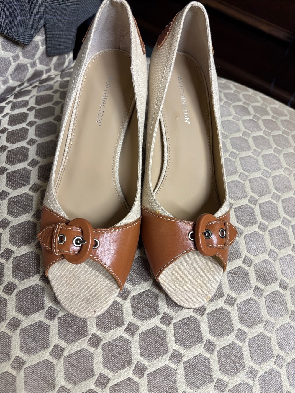 Worthington Tan & Beige Peep-Toe Buckle Heels